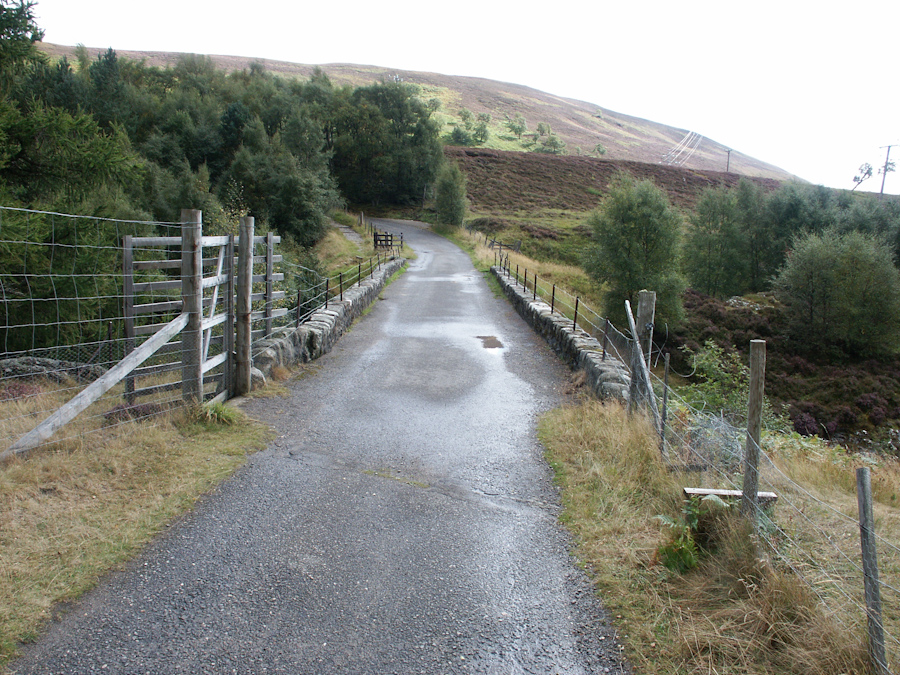 Crubenbeg Bridge over River Truim